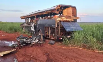 Motorista que fugiu após acidente com 12 estudantes mortos é condenado