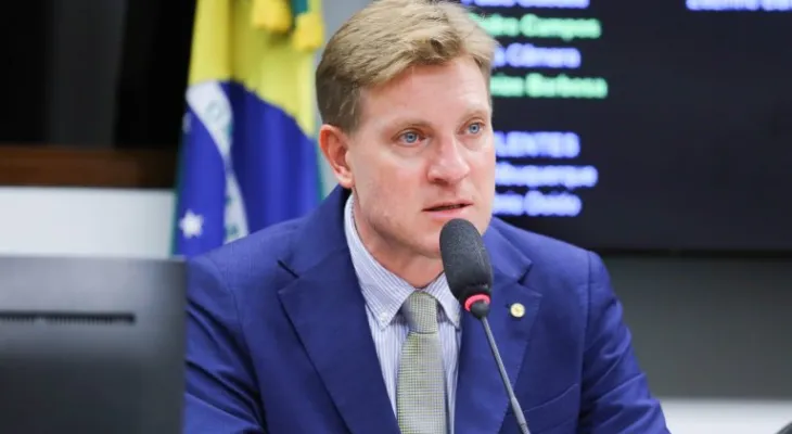 Nelsinho Padovani lidera missão na Malásia
