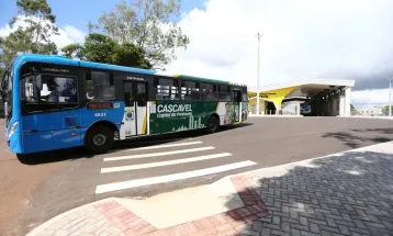 Lula estuda tarifa zero para transporte coletivo com modelo inspirado em proposta de Haddad em 2012