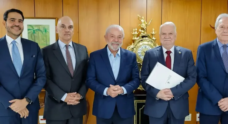 Fachin e Moraes convidam Lula para posse no STF