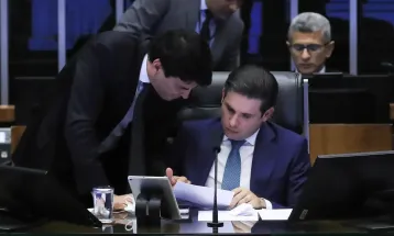 Câmara restabelece voto secreto em PEC da Blindagem