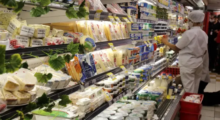 Inflação desacelera para 0,16% em junho com primeira queda dos alimentos desde 2025, diz IBGE