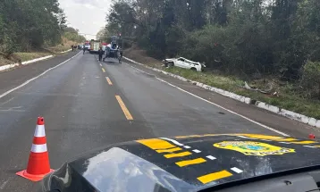Acidente na BR-376 em Paranavaí mata criança de 2 anos