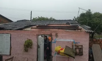 Chuvas provocam transtornos e danos em diversas regiões do RS