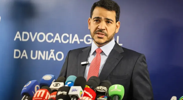 EUA vão revogar visto do advogado-geral da União