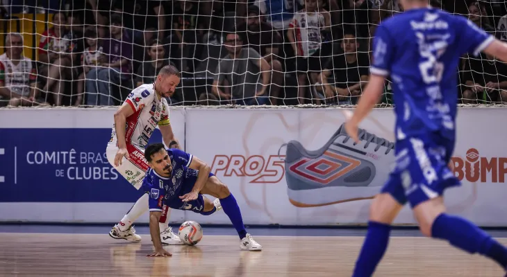 Cascavel Futsal caiu uma posição na tabela da Liga Nacional