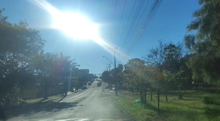 Primavera intensa: frio cedo, calor à tarde e vento sem trégua