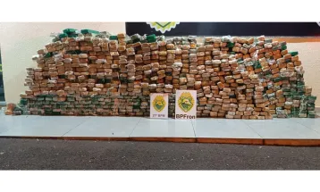 Polícia Militar apreende 751 kg de maconha em caminhão