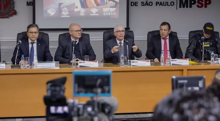 PCC usa postos e motéis para lavagem de dinheiro, aponta operação