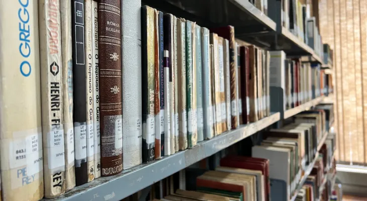 FLIC 2025 | Festival Literário terá Feira do Livro na rua com descontos especiais em Cascavel