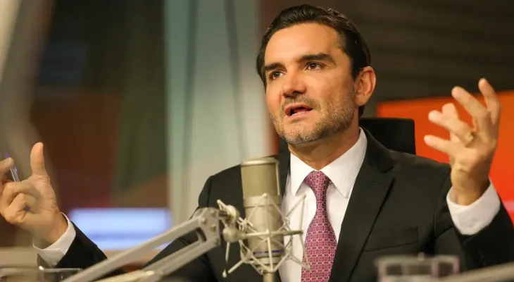 Celso Sabino anuncia saída do comando do Ministério do Turismo