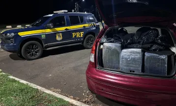 PRF prende foragido e apreende 416 quilos de maconha na BR-277