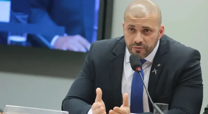 Moraes autoriza progressão de Daniel Silveira para regime aberto