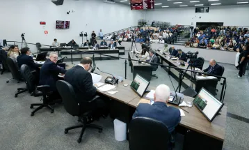 Câmara aprova em primeira discussão atualização do IPTU 2026 em Maringá