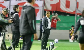 Timão encara o ex-técnico Ramón Díaz no jogo contra o Internacional