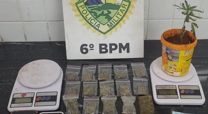 Polícia apreende drogas, celulares e dinheiro em operação no Interlagos