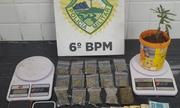 Polícia apreende drogas, celulares e dinheiro em operação no Interlagos