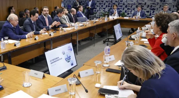 Câmara apresenta proposta de reforma administrativa com foco em modernização e eficiência