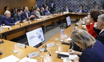 Câmara apresenta proposta de reforma administrativa com foco em modernização e eficiência