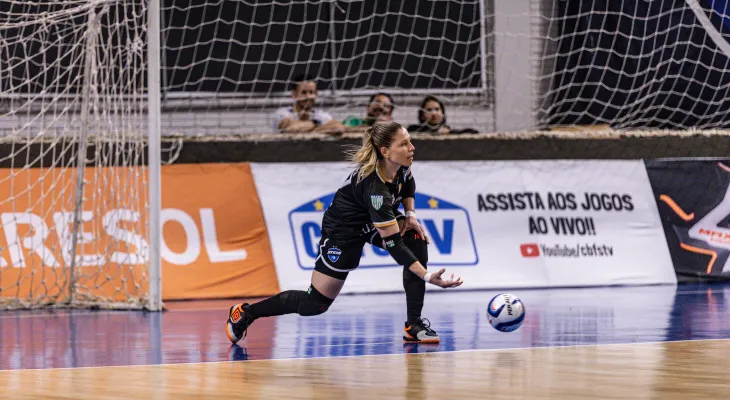 Stein Cascavel sofre a primeira derrota no ano