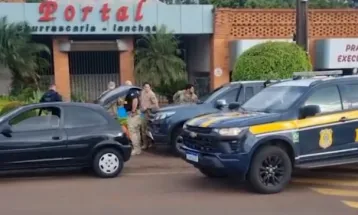 Suspeito morre e dois são presos em confronto na BR-277