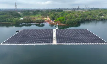 Itaipu completa primeira fase de montagem da usina solar flutuante