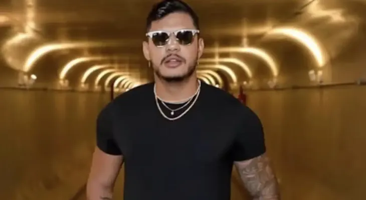 Rapper Hungria recebe alta de hospital em Brasília