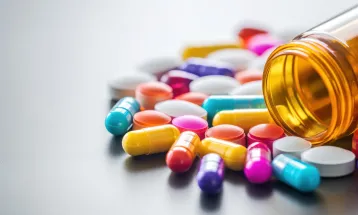 Mantida condenação de servidora que recebeu medicamentos a partir de receitas falsas