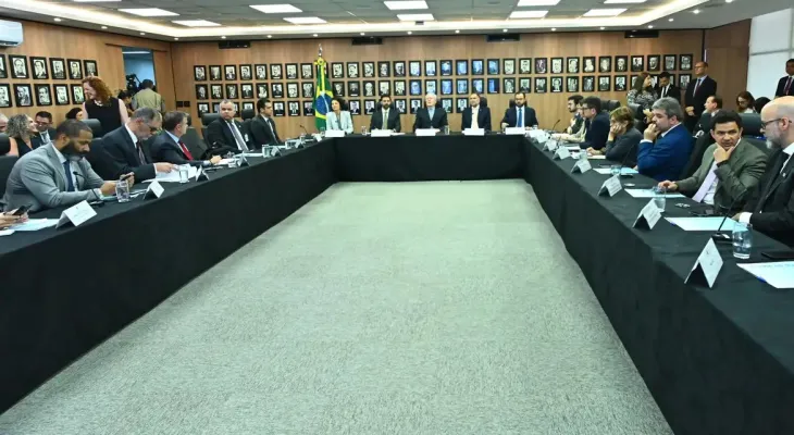 Governo cria comitê de enfrentamento da crise do metanol