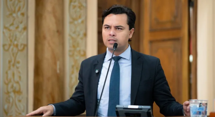 Advogado critica avanço do Judiciário sobre o Legislativo