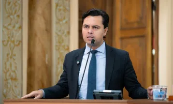 Advogado critica avanço do Judiciário sobre o Legislativo