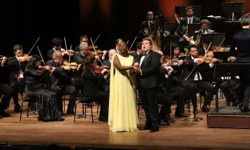 Ópera de Paris e Orquestra Sinfônica do Paraná emocionam Teatro Guaíra lotado