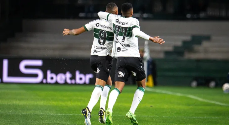 Futebol do Paraná nas quatro divisões?