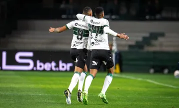 Futebol do Paraná nas quatro divisões?