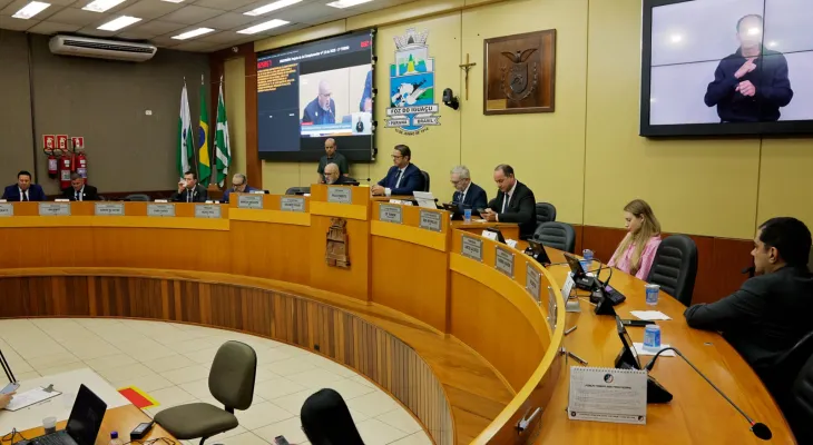 Silva e Luna perde apoio da maioria na Câmara de Vereadores de Foz