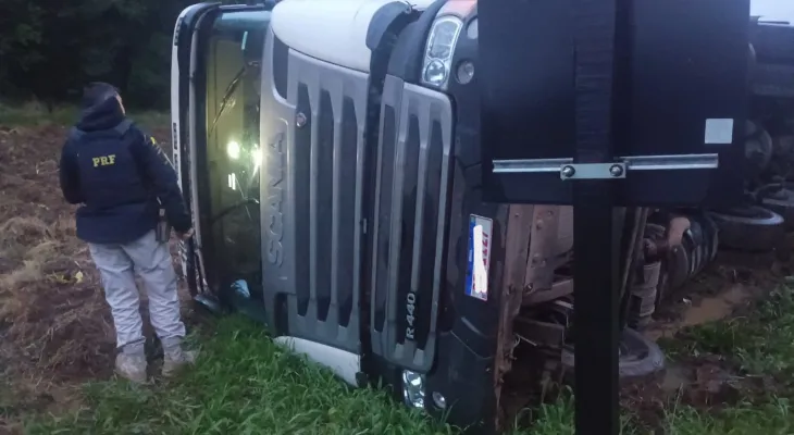 Dois acidentes em sequência mobilizam PRF em Guamiranga, na BR-373