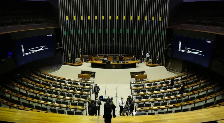 Governo inicia demissões de indicados de deputados que votaram contra MP; Paraná está entre os afetados