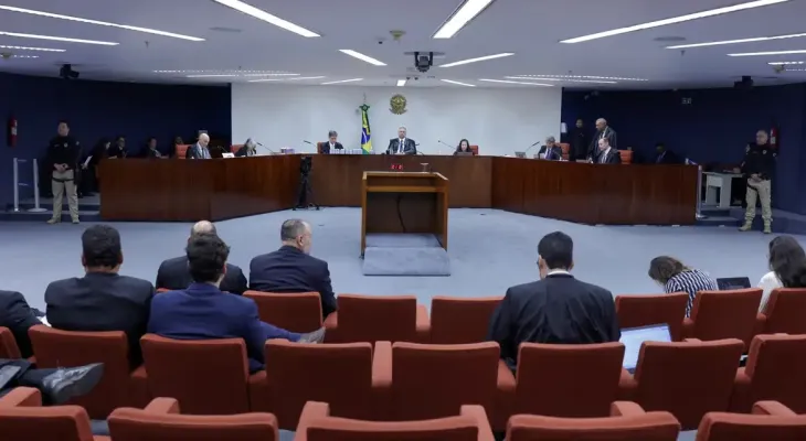 Golpe: Moraes inicia julgamento do Núcleo 4 com leitura de relatório