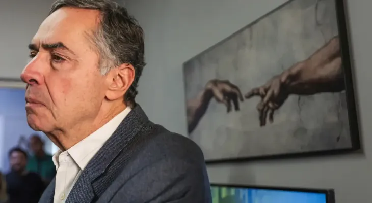 Barroso é internado em Brasília após passar mal horas depois de ter aposentadoria publicada