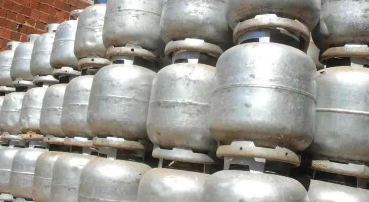 Gás de cozinha tem alta de até 20% e pressiona orçamento das famílias em abril