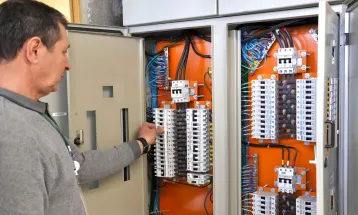 Corpo de Bombeiros alerta para aumento de acidentes com eletricidade no Paraná