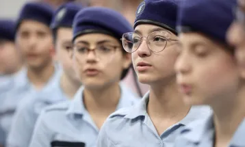 Governo do Paraná quer ampliar rede de colégios cívico-militares; APP-Sindicato critica projeto