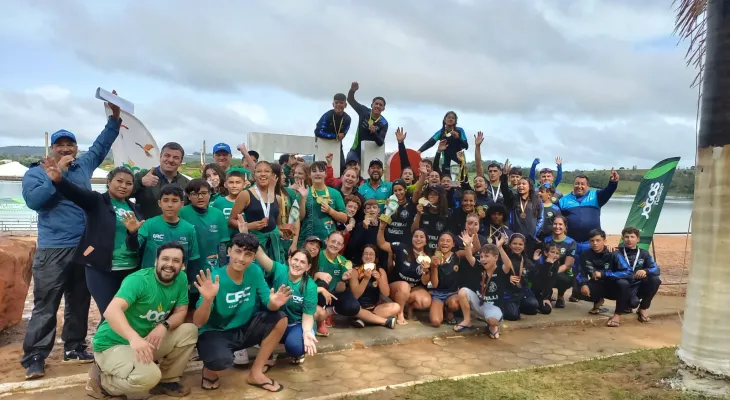 CRC sobe ao pódio do Campeonato Paranaense de Canoagem em Siqueira Campos