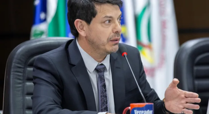 Vereador Dr. Lauri se licencia da Câmara de Cascavel por motivos de saúde; suplente Dorival Lino assume mandato
