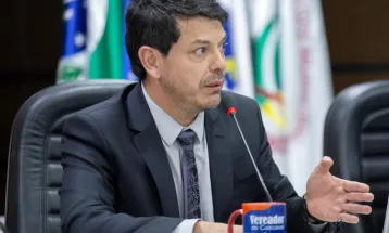 Vereador Dr. Lauri se licencia da Câmara de Cascavel por motivos de saúde; suplente Dorival Lino assume mandato