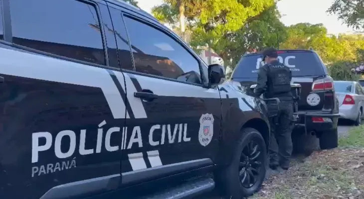 Polícia Civil realiza operação contra organização criminosa envolvida em tráfico e roubos de veículos na RMC