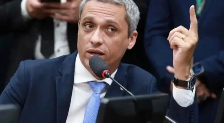 Oposição cobra explicações de ministros de Lula sobre suposto financiamento de campanhas pela Venezuela