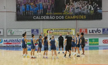 Stein Cascavel enfrenta o São José pelas semifinais da Liga Feminina de Futsal
