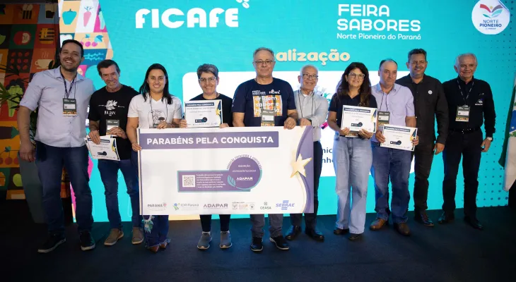Produtores do Norte Pioneiro recebem selo de qualidade durante feiras agrícolas