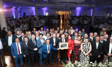 Amop concede título de Cidadão Honorário a Nelson Padovani